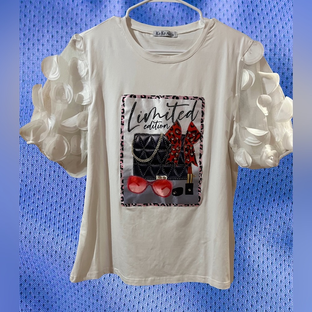 Limited Edition Ladies White T Shirt 1XL New Without Tags